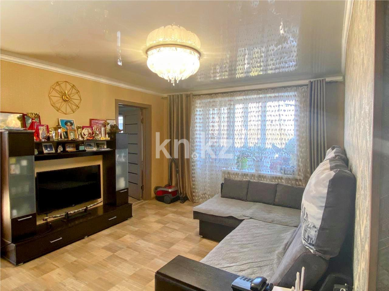 Продажа 3-комнатной квартиры, 56 м², мкр-н Восток-2 в Караганде