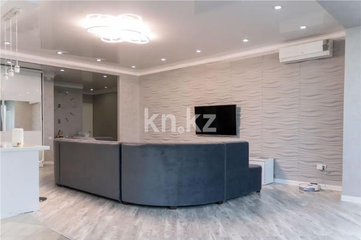 Продажа 3-комнатной квартиры, 125 м², ул. Жарокова, дом  230 в Алматы