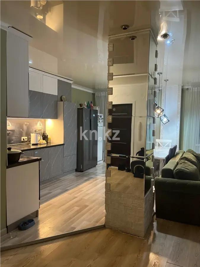 Продажа 3-комнатной квартиры, 86 м², пр. Абылай хана, дом  5/2 в Астане - фото 4
