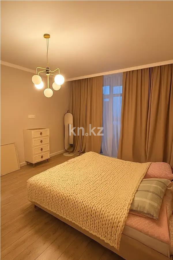 Продажа 2-комнатной квартиры, 72 м², ул. Е-669, дом  13 в Астане - фото 3