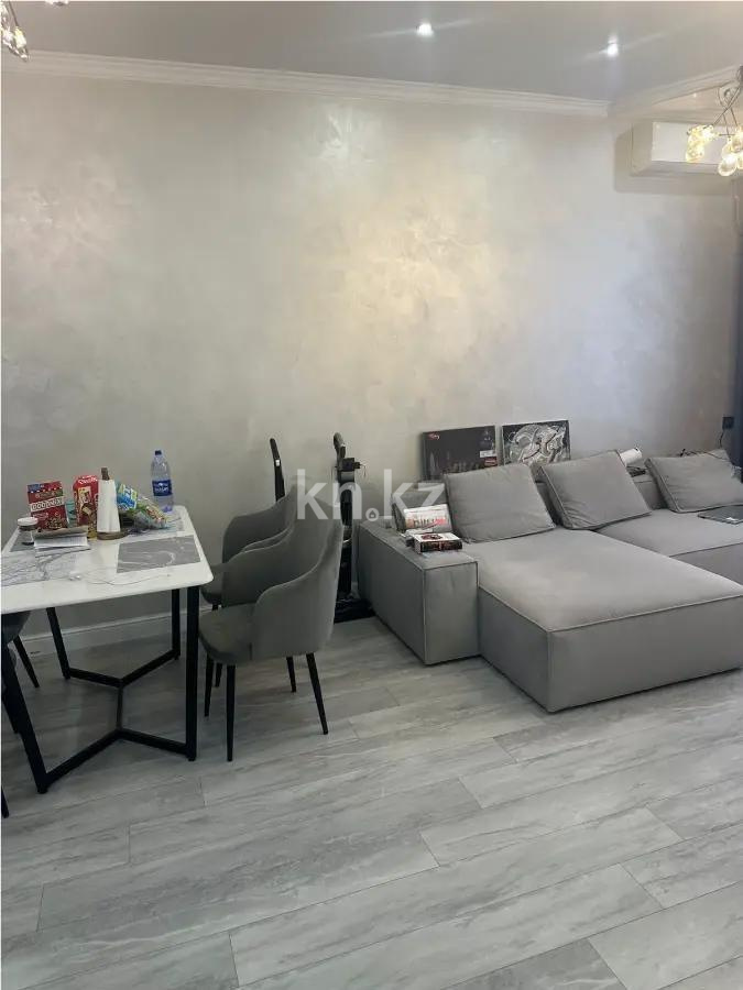 Продажа 3-комнатной квартиры, 68 м², ул. 16-я, дом  4 в Алматы - фото 3