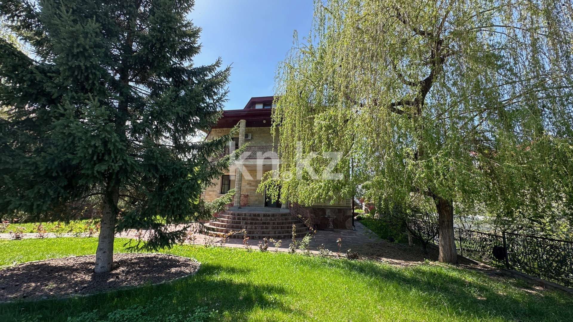 Аренда 6-комнатного дома, 461.2 м² в Алматы - фото 3