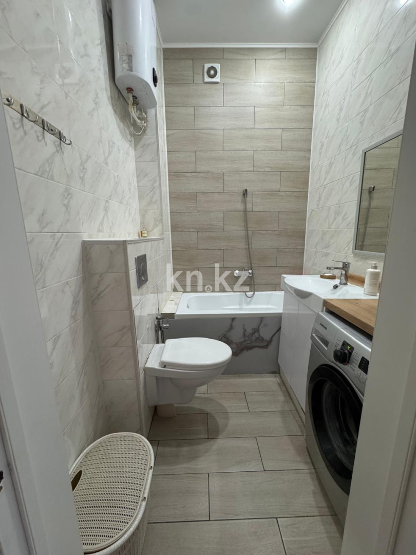 Продажа 3-комнатной квартиры, 100 м², ул. Таттимбета, дом  19/14 в Караганде - фото 8