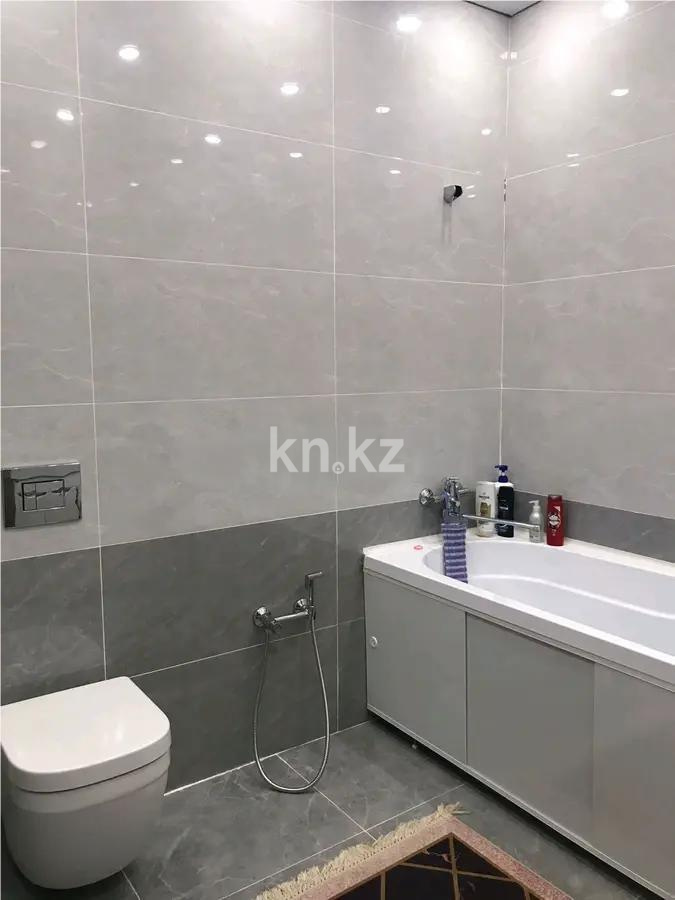 Продажа 2-комнатной квартиры, 70 м², пр. Абая, дом  45/1 в Астане - фото 3