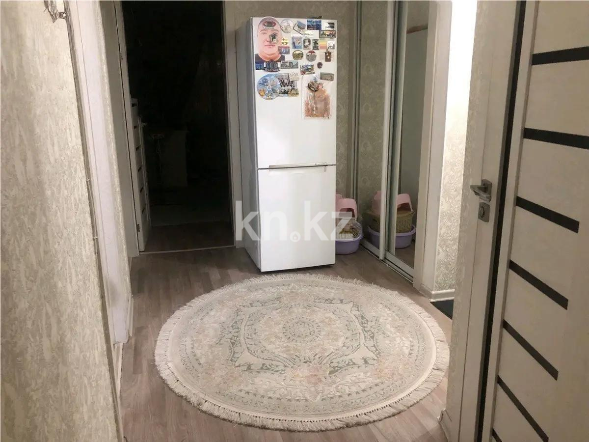 Продажа 3-комнатной квартиры, 62.1 м², 4 мкр., дом  19 в Алматы - фото 8