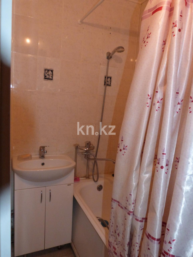 Продажа 2-комнатной квартиры, 52 м², ул. Мухита, дом  134 в Уральске - фото 3