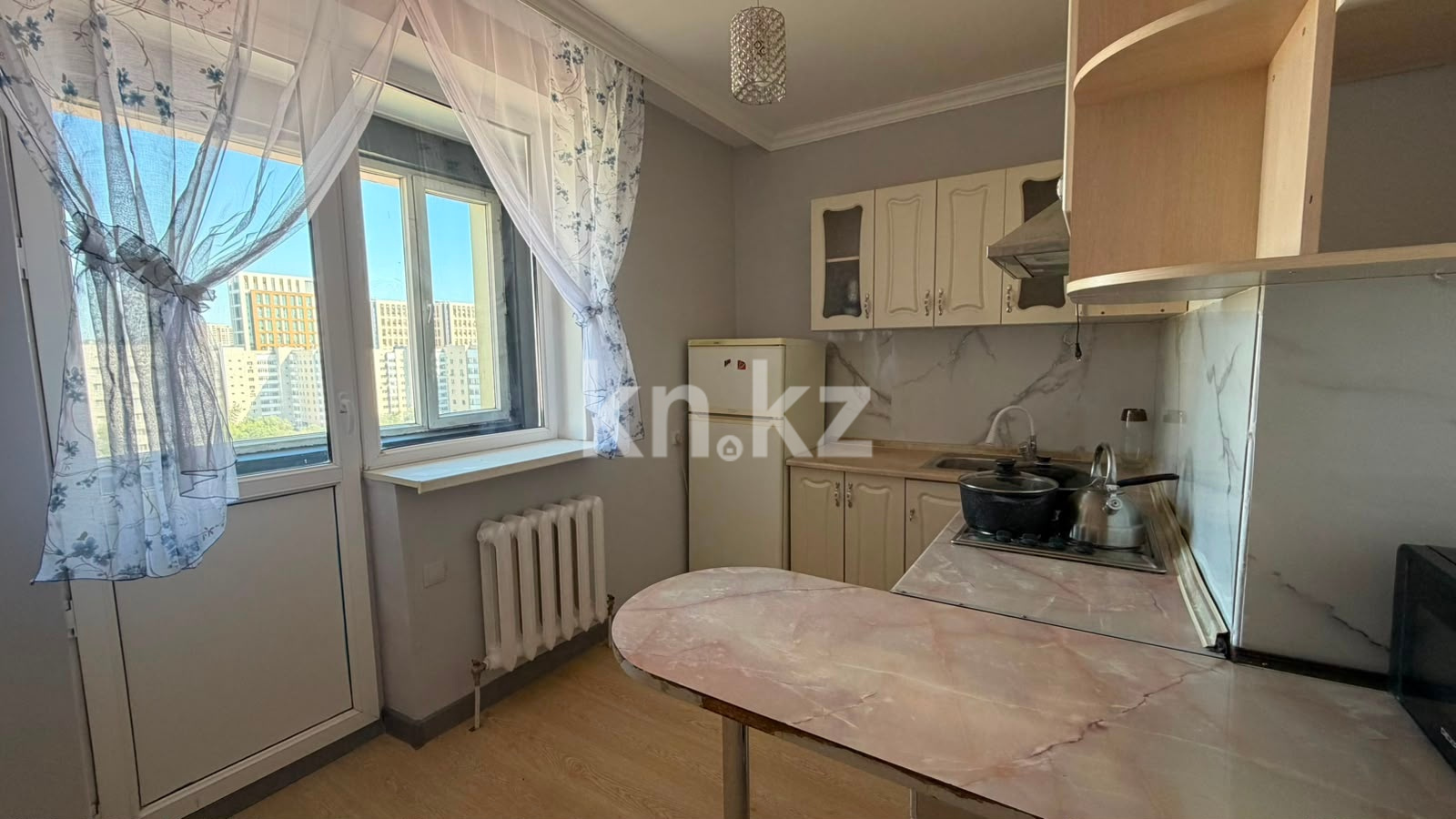 Аренда 2-комнатной квартиры, 45 м² в Астане