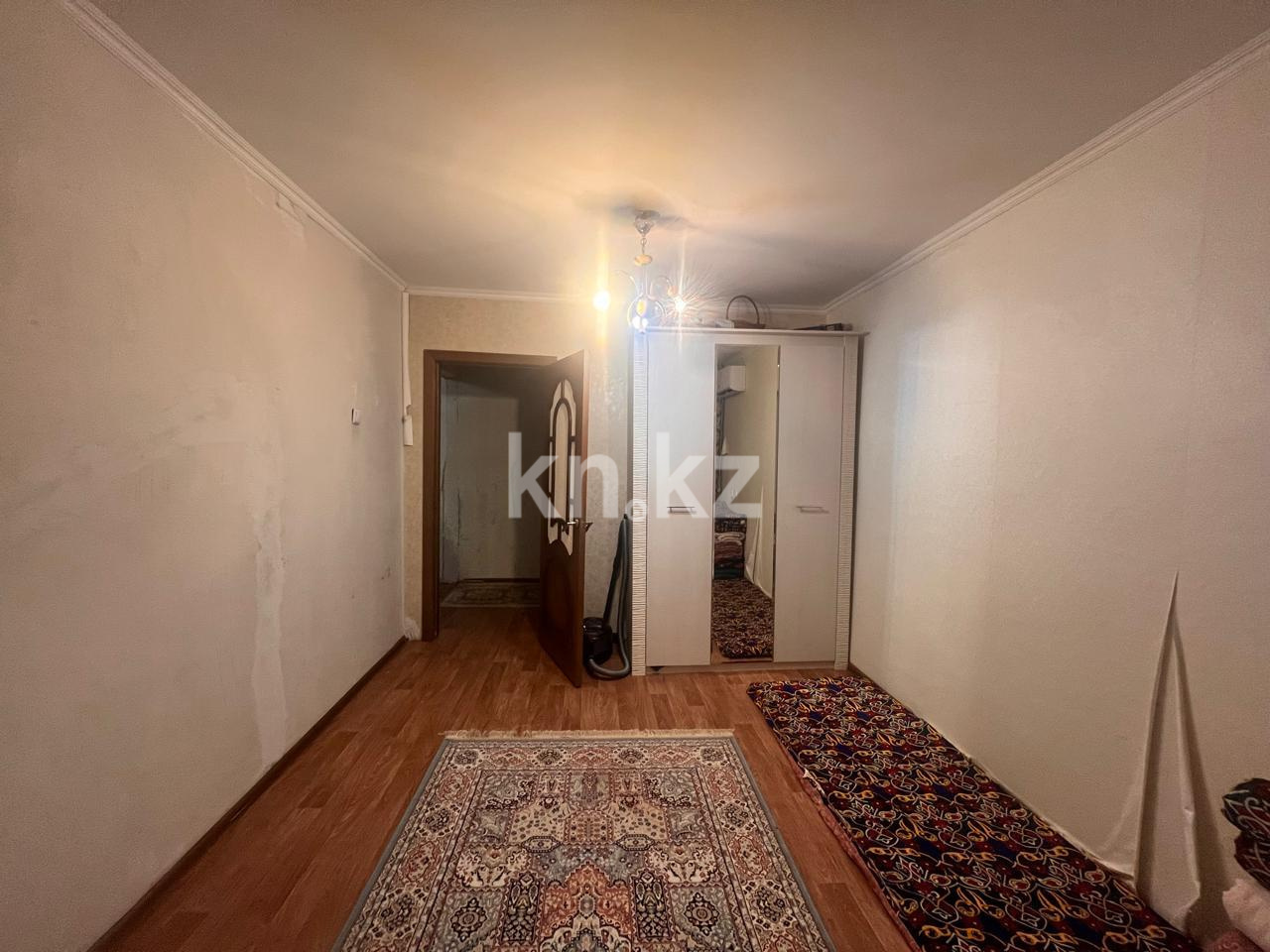 Продажа 3-комнатной квартиры, 69 м², ул. Университетская, дом  29 в Караганде - фото 8