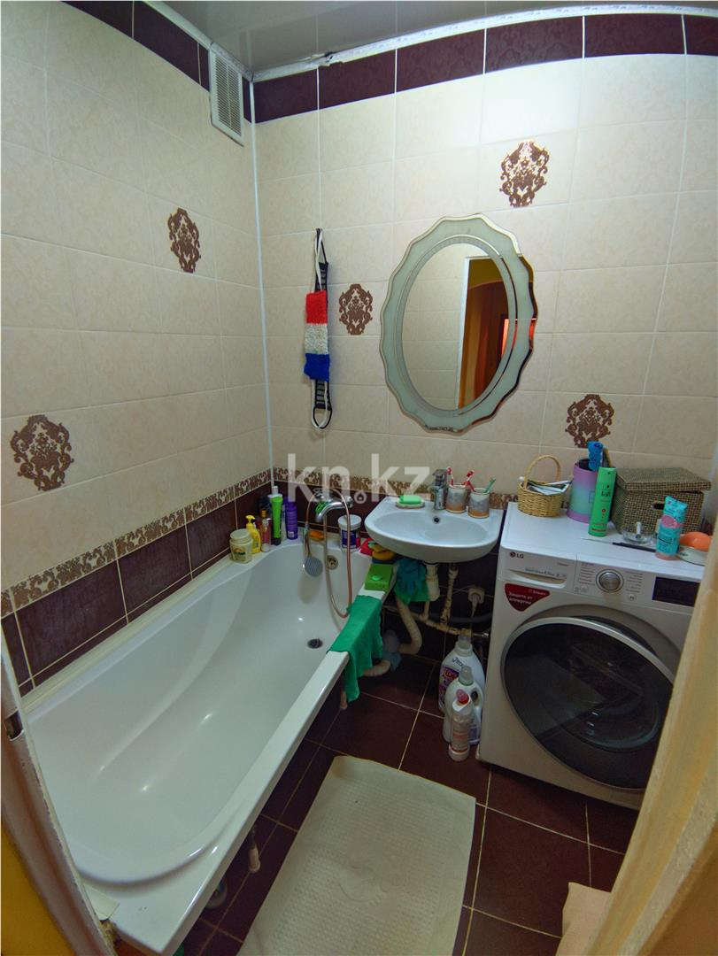 Продажа 3-комнатной квартиры, 64 м² в Караганде - фото 9