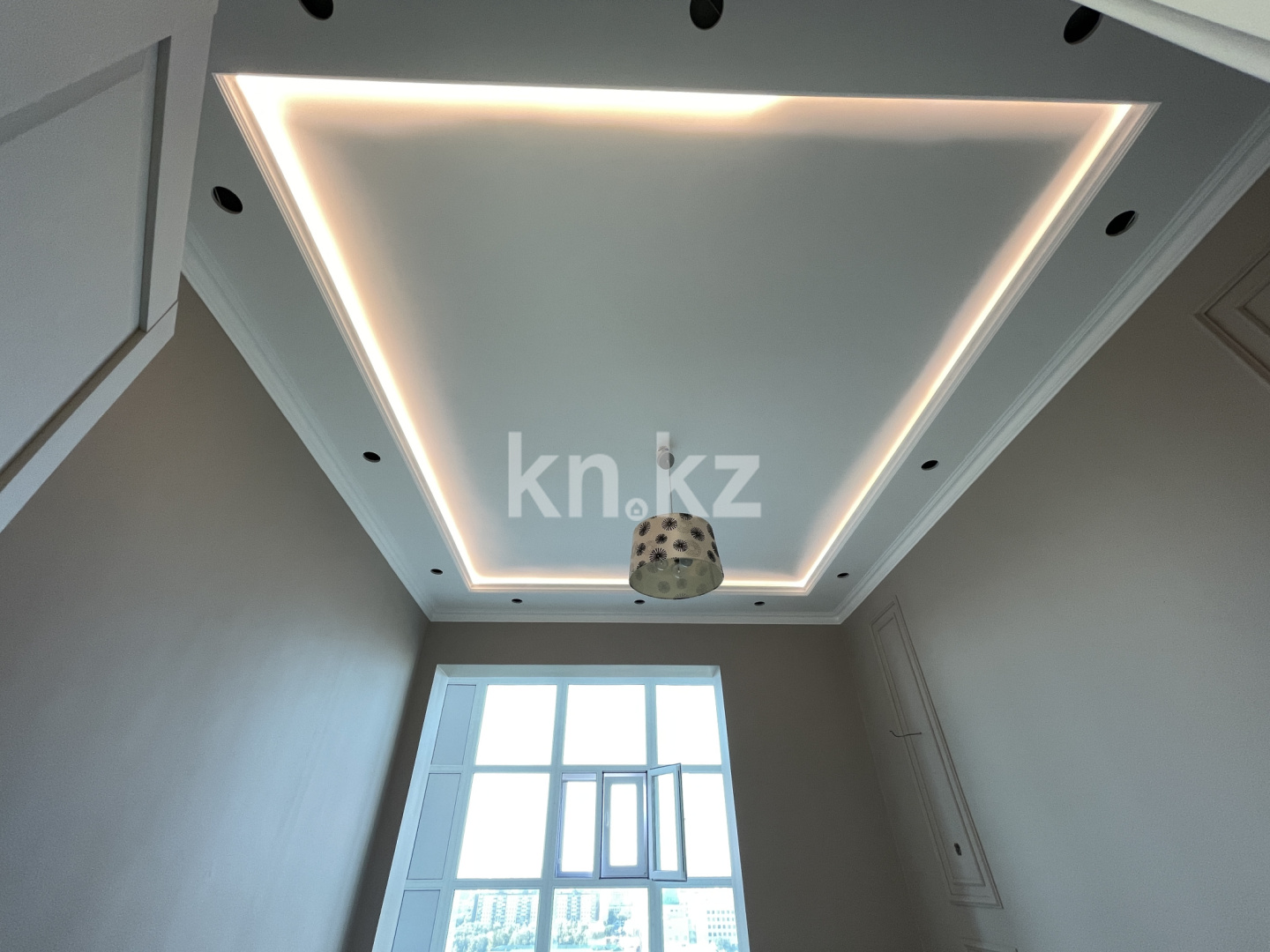 Продажа 4-комнатной квартиры, 142 м², ул. Желтоксан, дом  2/1 в Астане - фото 32