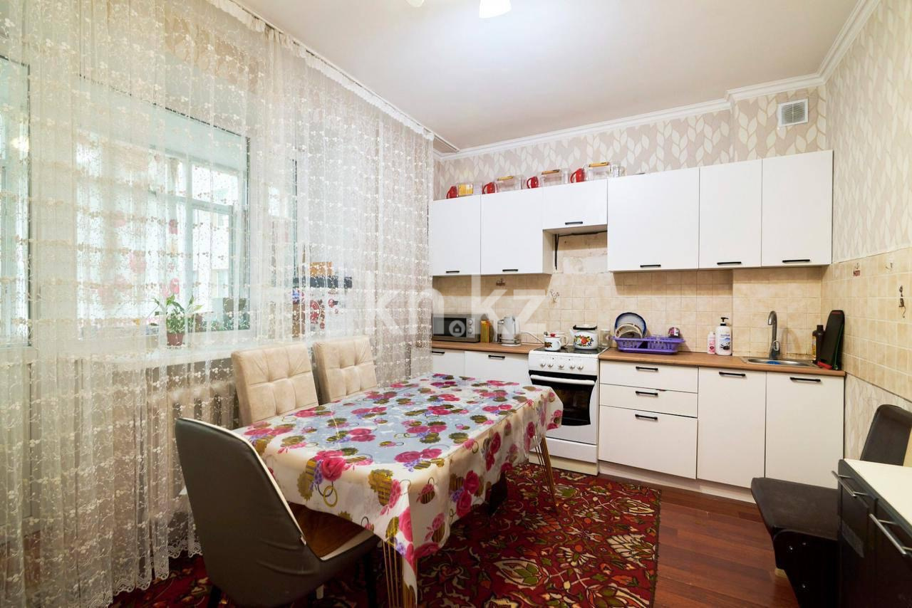 Аренда 2-комнатной квартиры, 75 м² в Астане