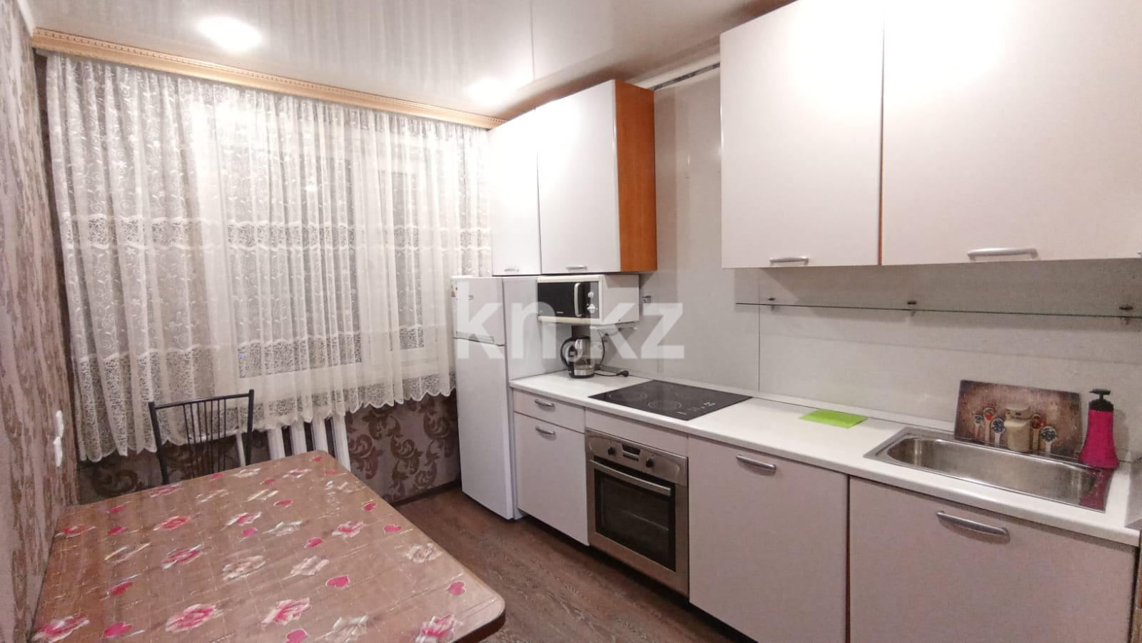 Аренда 3-комнатной квартиры посуточно, 69 м², Естая, дом  134 в Павлодаре - фото 2