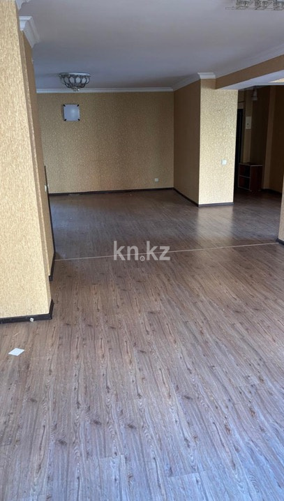 Продажа 5-комнатной квартиры, 210 м², ул. Сейфуллина, дом  6 в Астане - фото 2