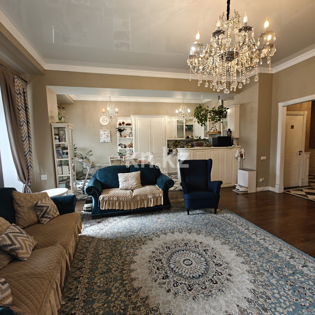 Продажа 4-комнатной квартиры, 148.3 м² в Алматы - фото 4