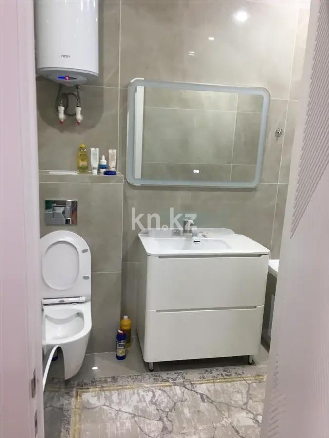 Продажа 2-комнатной квартиры, 61 м², мкр-н Голубые Пруды, дом  12/1 в Караганде - фото 3