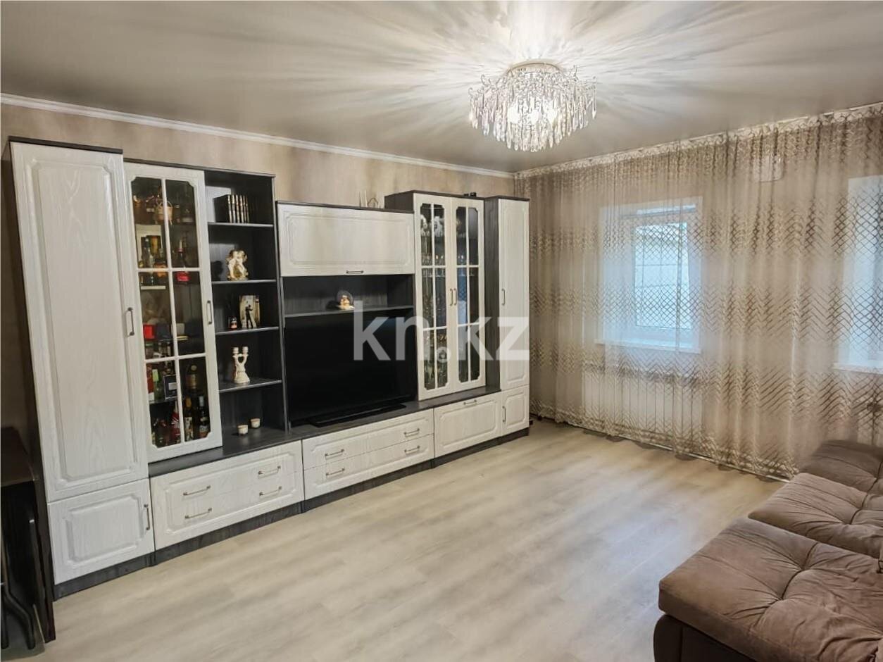 Продажа 5-комнатного дома, 112 м² в Караганде