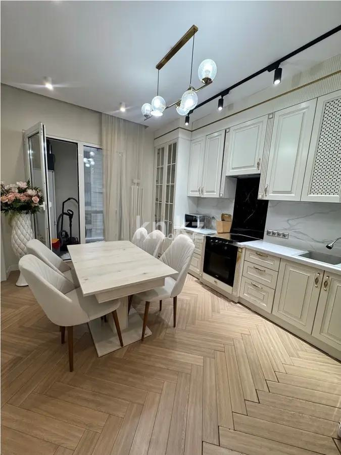 Продажа 2-комнатной квартиры, 85 м², ул. Розыбакиева, дом  320 в Алматы - фото 2