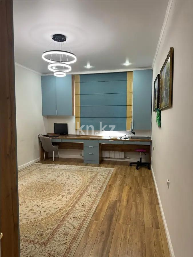 Продажа 5-комнатной квартиры, 140 м², ул. Култегин, дом  9 в Астане - фото 4