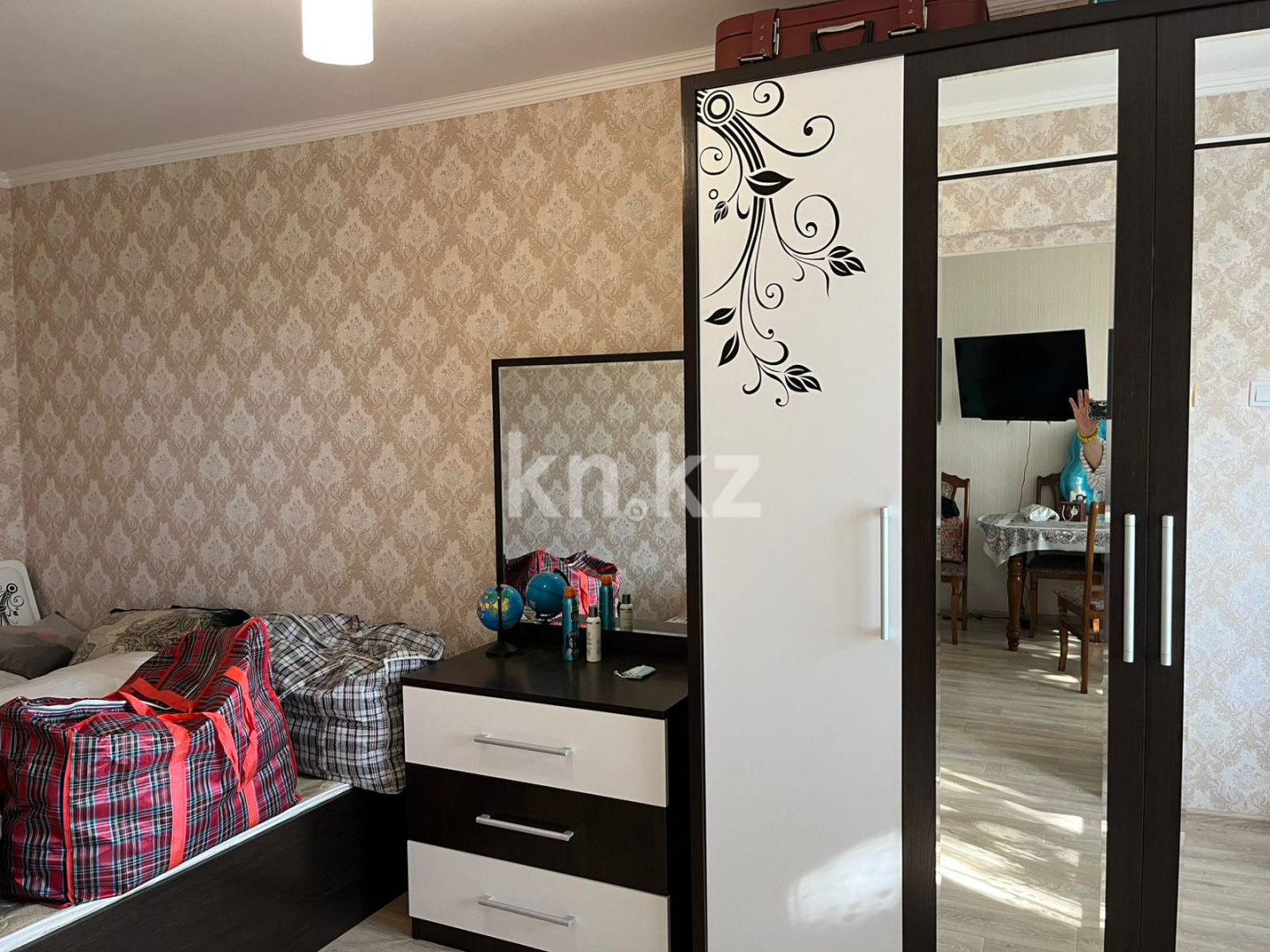 Продажа 2-комнатной квартиры, 43 м², 17 мкр. в Караганде - фото 4