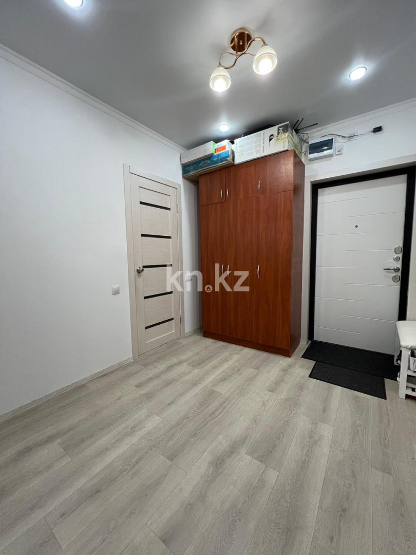 Продажа 1-комнатной квартиры, 37.8 м², мкр-н Мамраева (Восток-5) в Караганде - фото 11