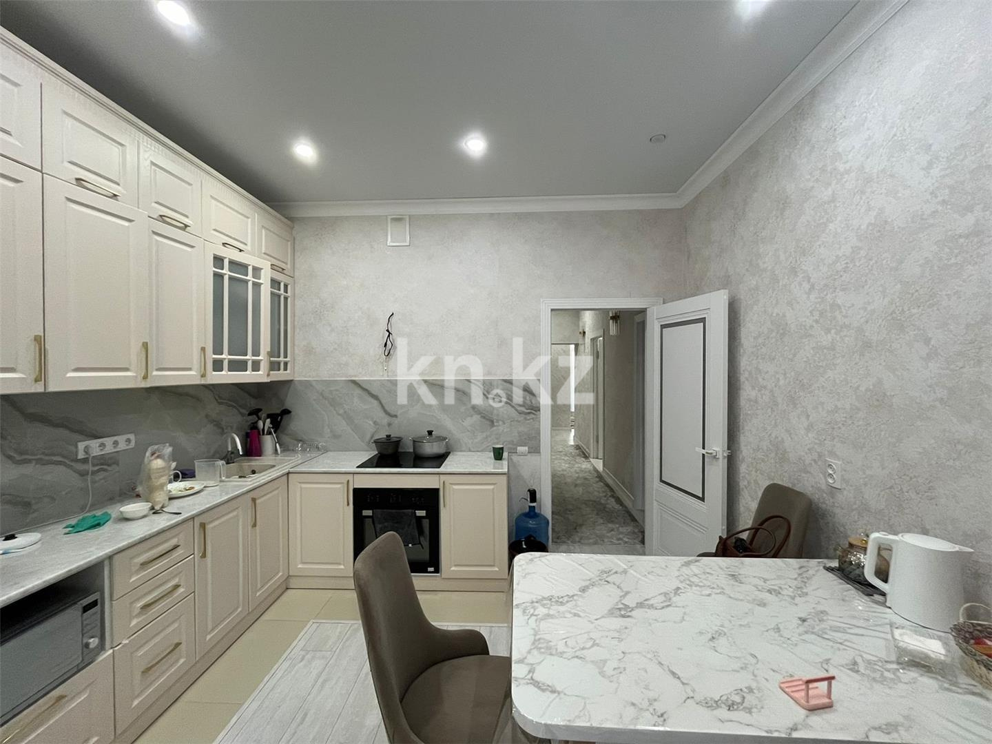 Продажа 3-комнатной квартиры, 74 м², ул. Ашимова в Караганде - фото 2