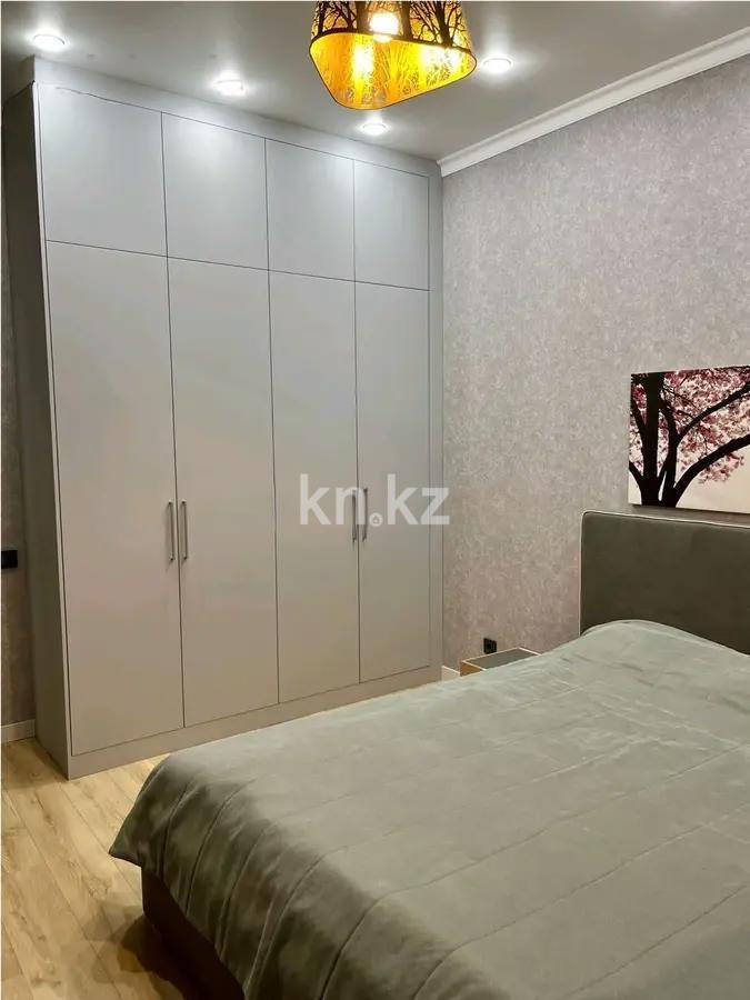 Продажа 4-комнатной квартиры, 92 м², ул. Туркестан, дом  28 в Астане - фото 2