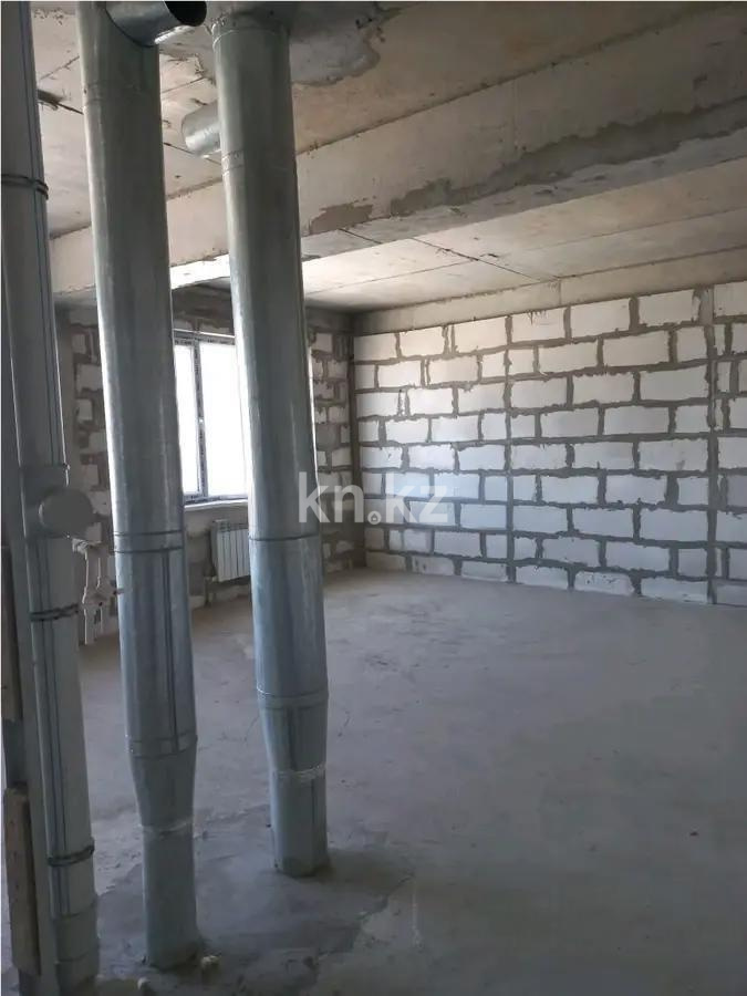 Продажа 2-комнатной квартиры, 70 м², 20 мкр., дом  22 в Алматы - фото 2