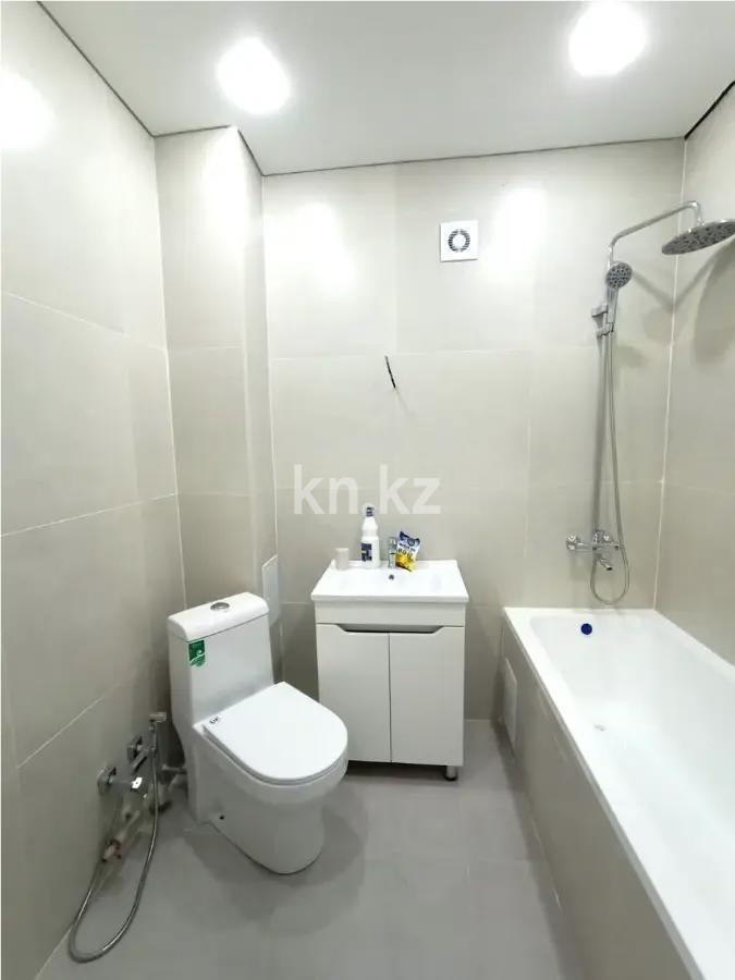 Продажа 3-комнатной квартиры, 80 м², ул. Калдаякова, дом  21 в Астане - фото 4