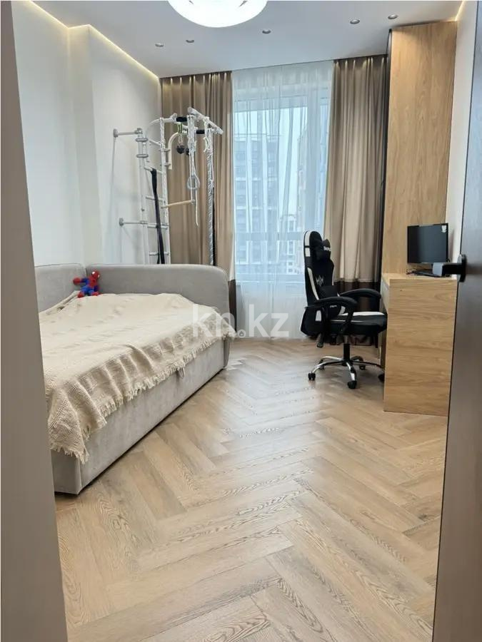 Продажа 4-комнатной квартиры, 123 м² в Астане - фото 4