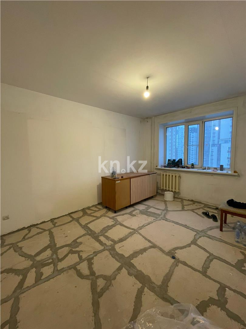 Продажа 1-комнатной квартиры, 38 м², пр. Момышулы в Астане