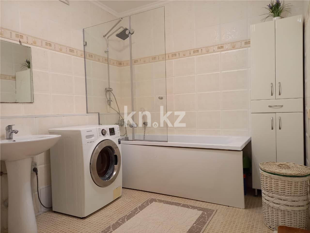 Продажа 4-комнатной квартиры, 163 м², ул. Валиханова в Астане - фото 19