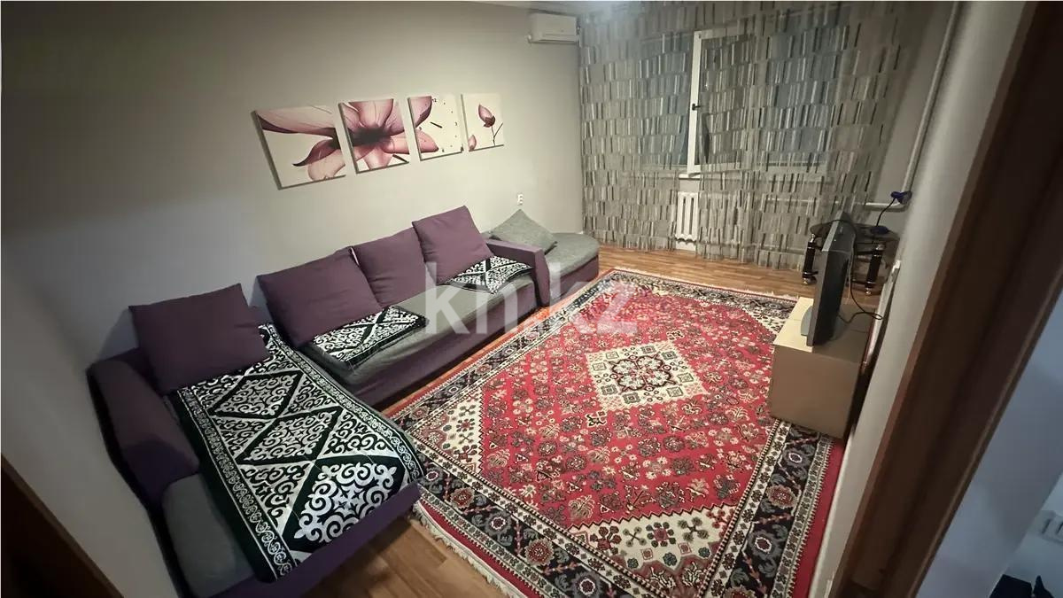 Продажа 1-комнатной квартиры, 40 м², мкр. Аксай-4, дом  39 в Алматы