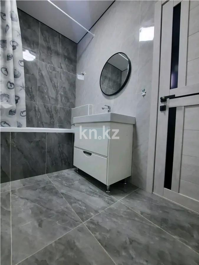 Продажа 2-комнатной квартиры, 56 м², ул. Богенбай батыра, дом  254 в Алматы - фото 4