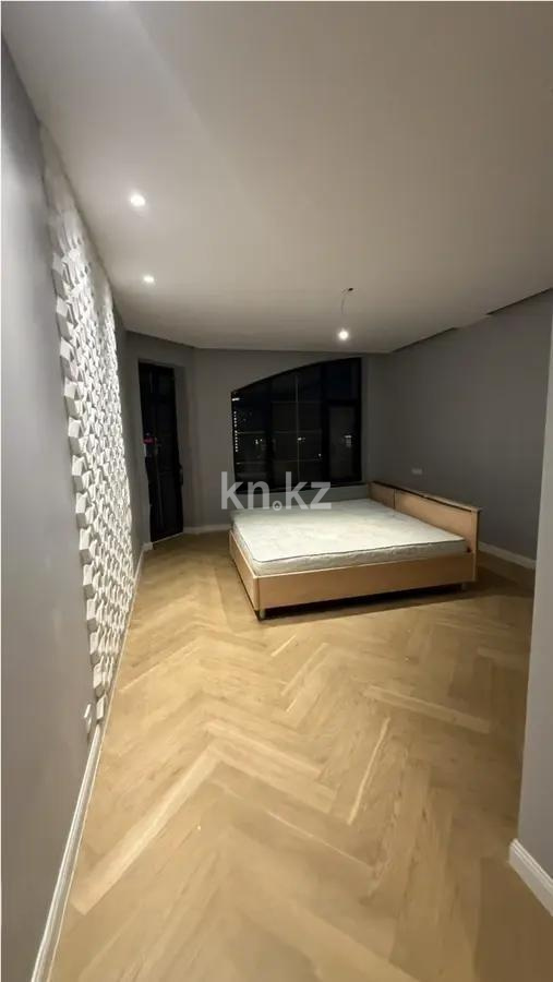 Продажа 4-комнатной квартиры, 220 м² в Алматы - фото 4