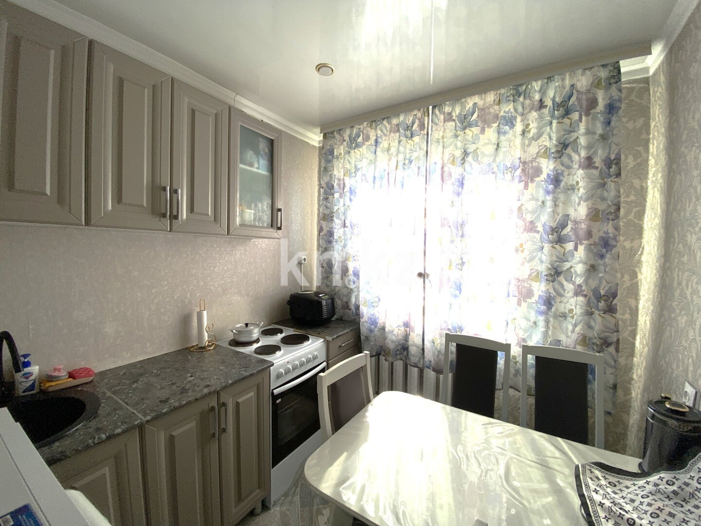 Продажа 4-комнатной квартиры, 76.6 м² в Караганде - фото 4
