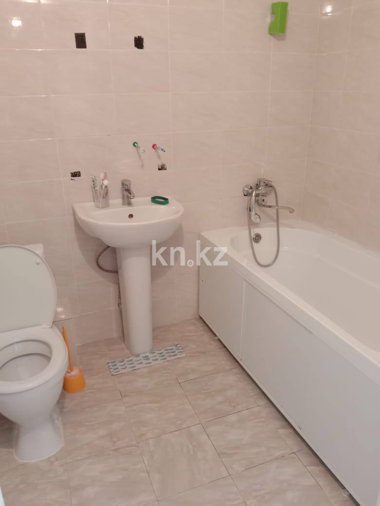 Аренда 1-комнатной квартиры, 50 м² в Астане - фото 9