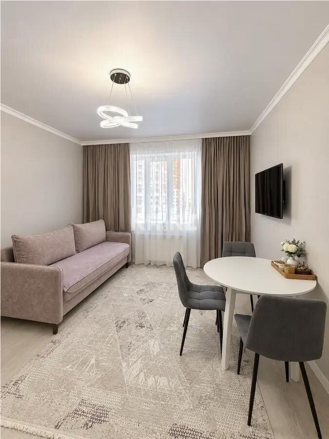 Продажа 2-комнатной квартиры, 45 м² в Астане