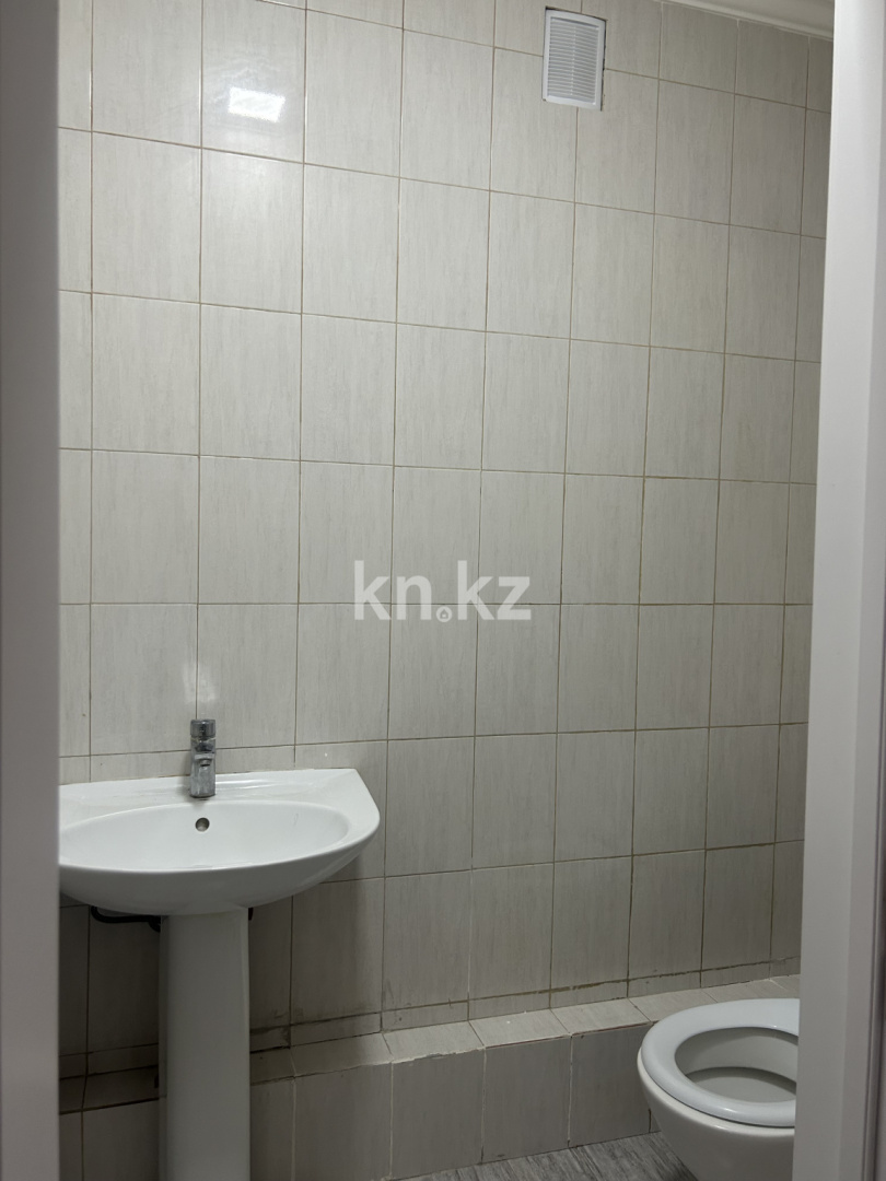 Продажа 3-комнатной квартиры, 74 м² в Астане - фото 2