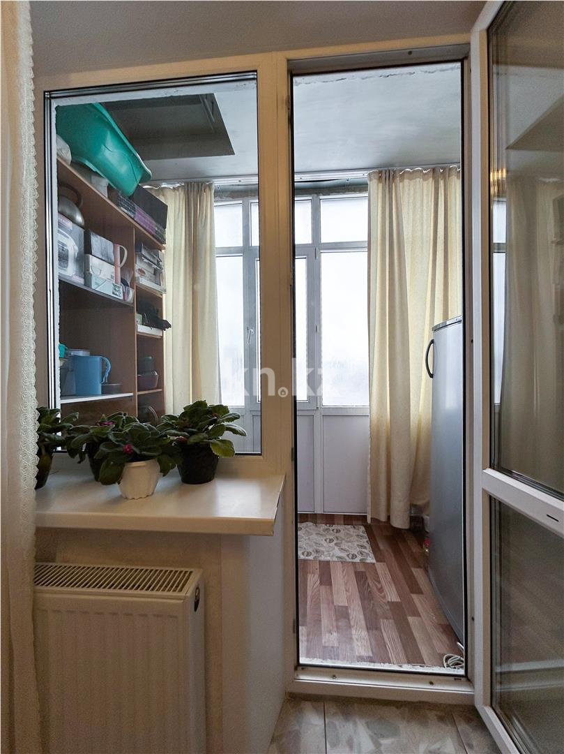 Продажа 3-комнатной квартиры, 78 м², мкрн-н Шапагат в Караганде - фото 11