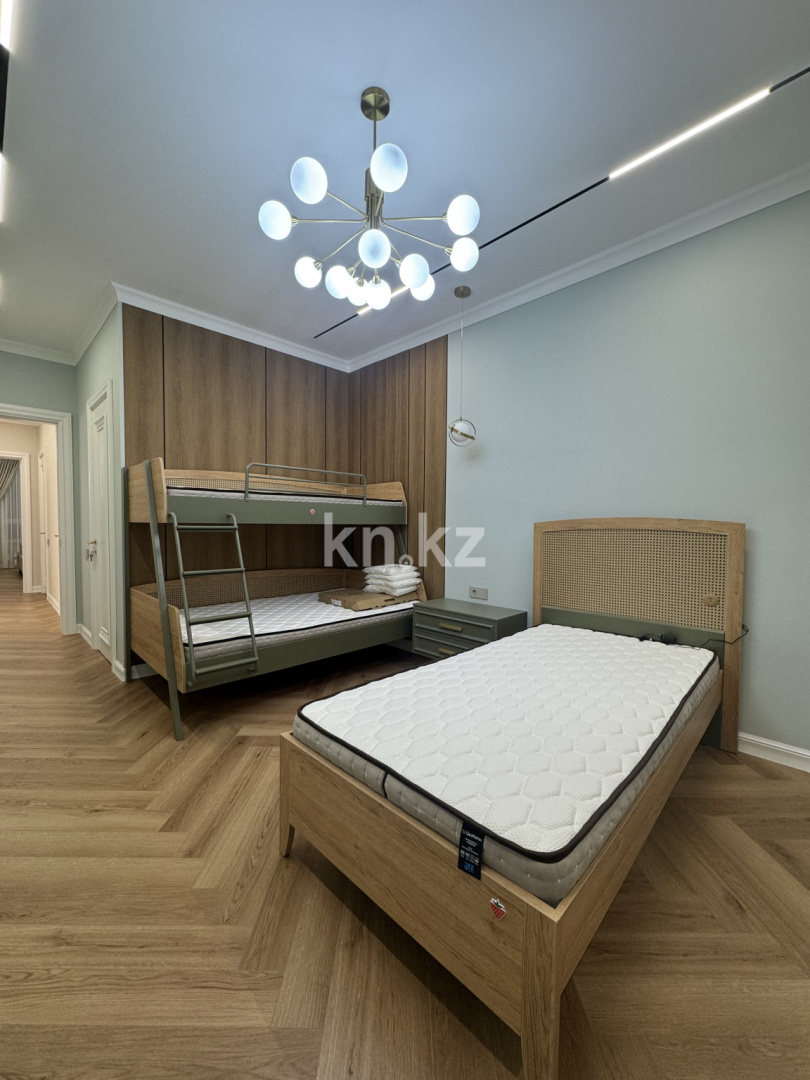 Продажа 3-комнатной квартиры, 115 м², ул. Утеген батыра, дом  11д в Алматы - фото 20
