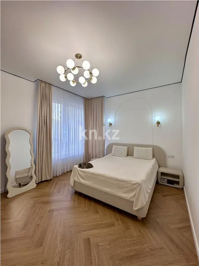 Продажа 3-комнатной квартиры, 68 м², ул. Утеген батыра, дом  11в в Алматы