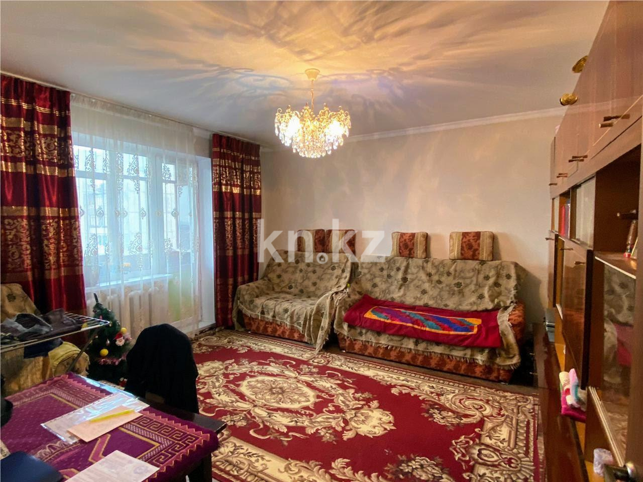 Продажа 3-комнатной квартиры, 62 м², мкр-н Восток-3 в Караганде