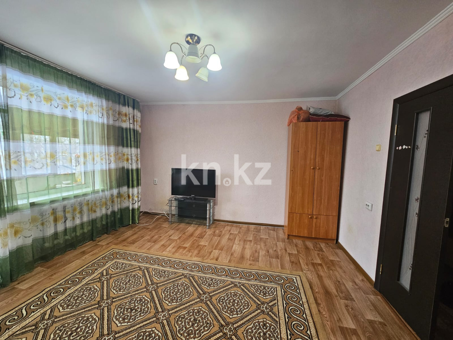 Продажа 1-комнатной квартиры, 41.6 м², мкр. Голубые Пруды, дом  8 в Караганде - фото 5