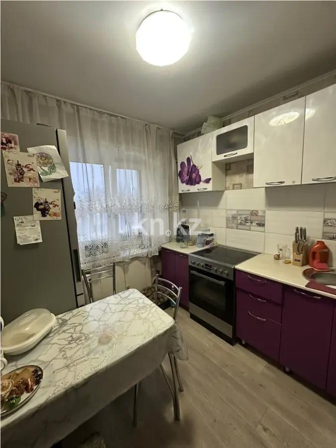 Продажа 3-комнатной квартиры, 42 м², мкр-н 21, дом  6 в Караганде - фото 4