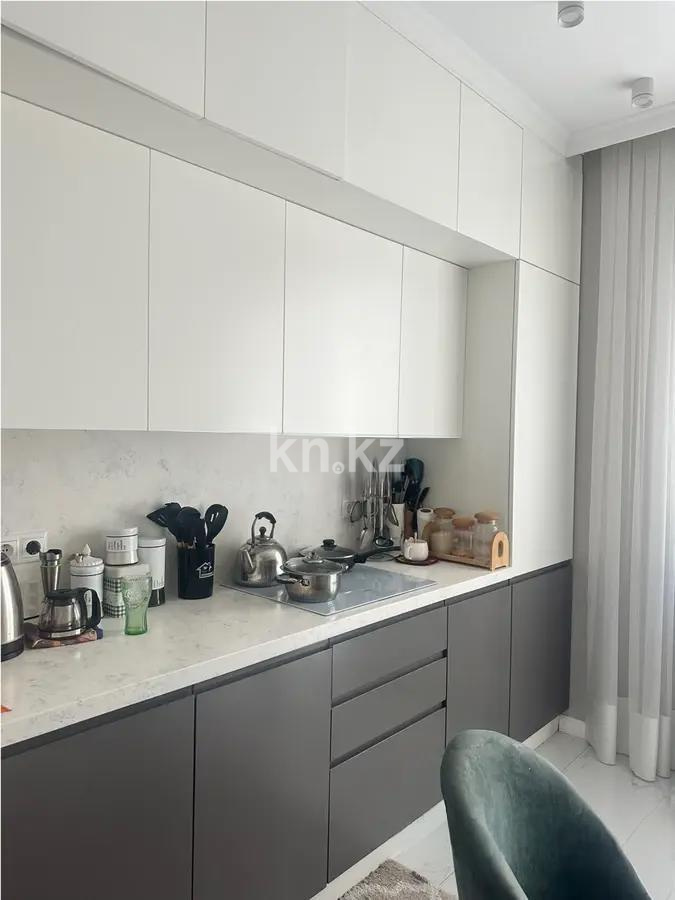 Продажа 3-комнатной квартиры, 91 м², ул. Сатпаева, дом  90/52 в Алматы - фото 2