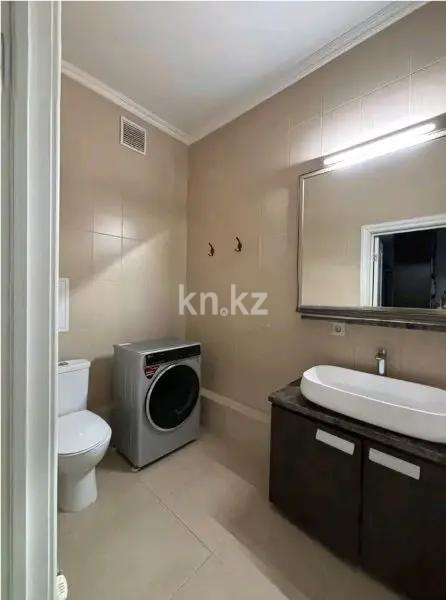 Продажа 4-комнатной квартиры, 128 м², пр. Кабанбай батыра, дом  60 в Астане - фото 5