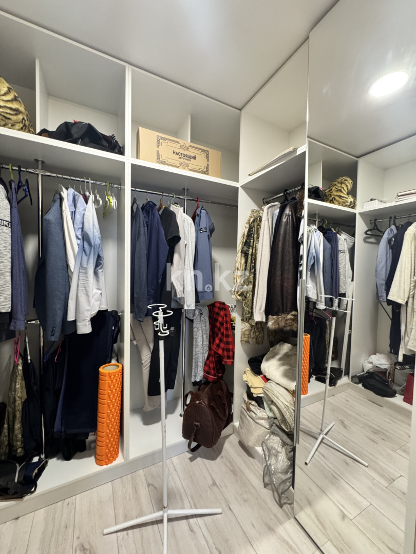 Продажа 5-комнатного дома, 287 м², ул. Балхашская в Караганде - фото 15