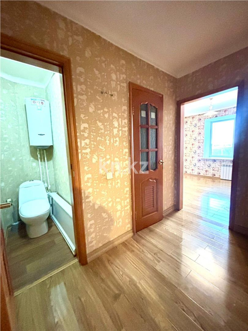Продажа 3-комнатной квартиры, 59 м², ул. Аманжолова, дом  71 в Караганде - фото 10
