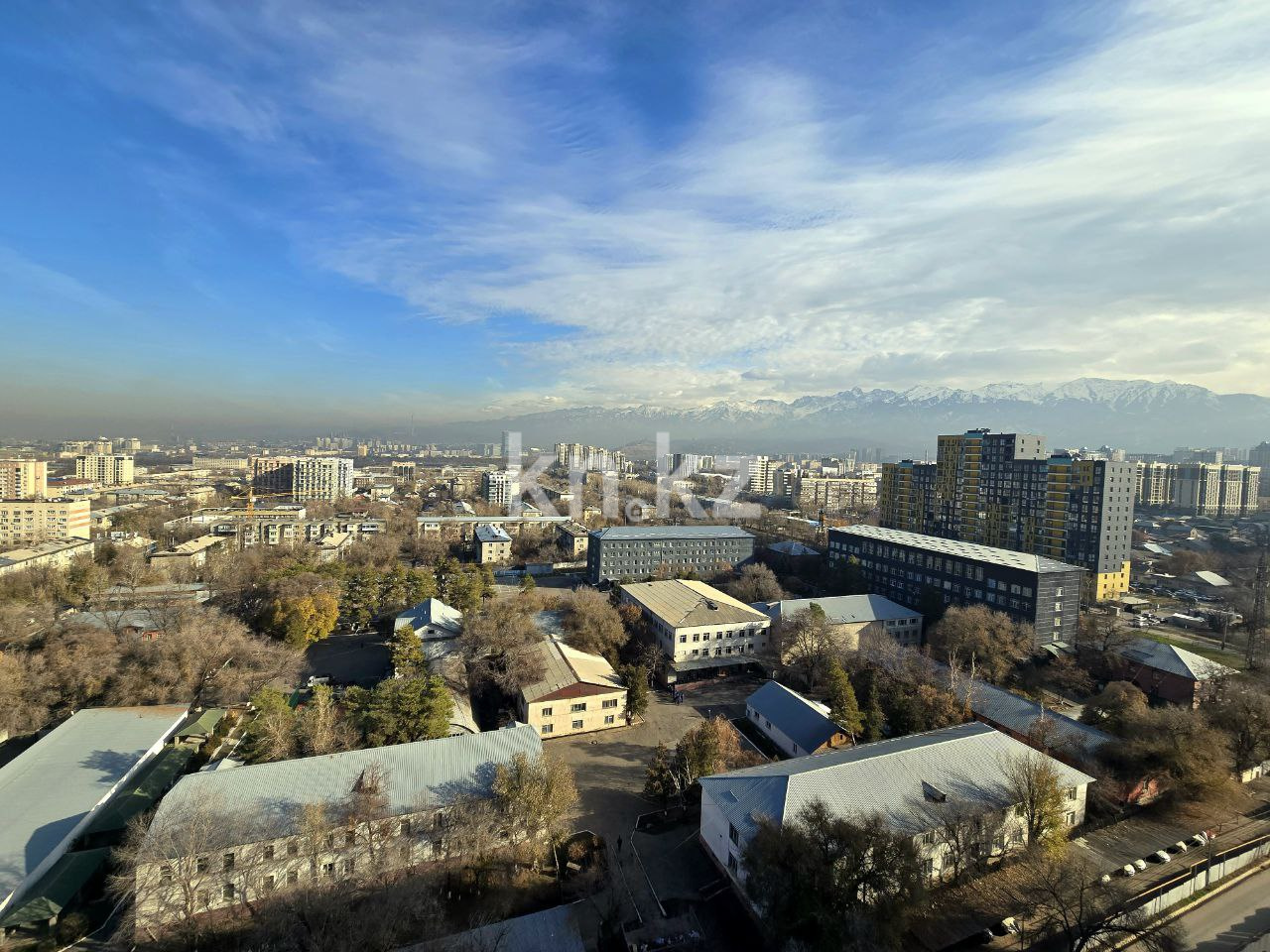 Продажа 3-комнатной квартиры, 111 м², ул. Утепова в Алматы - фото 15