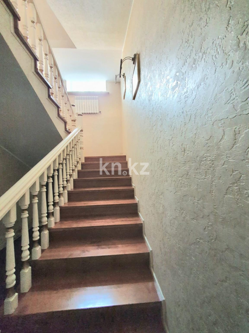 Продажа 6-комнатного дома, 428 м², ул. Ермекова в Караганде - фото 5